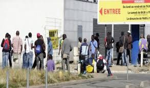 La Suisse recrute 85 000 employés étrangers
