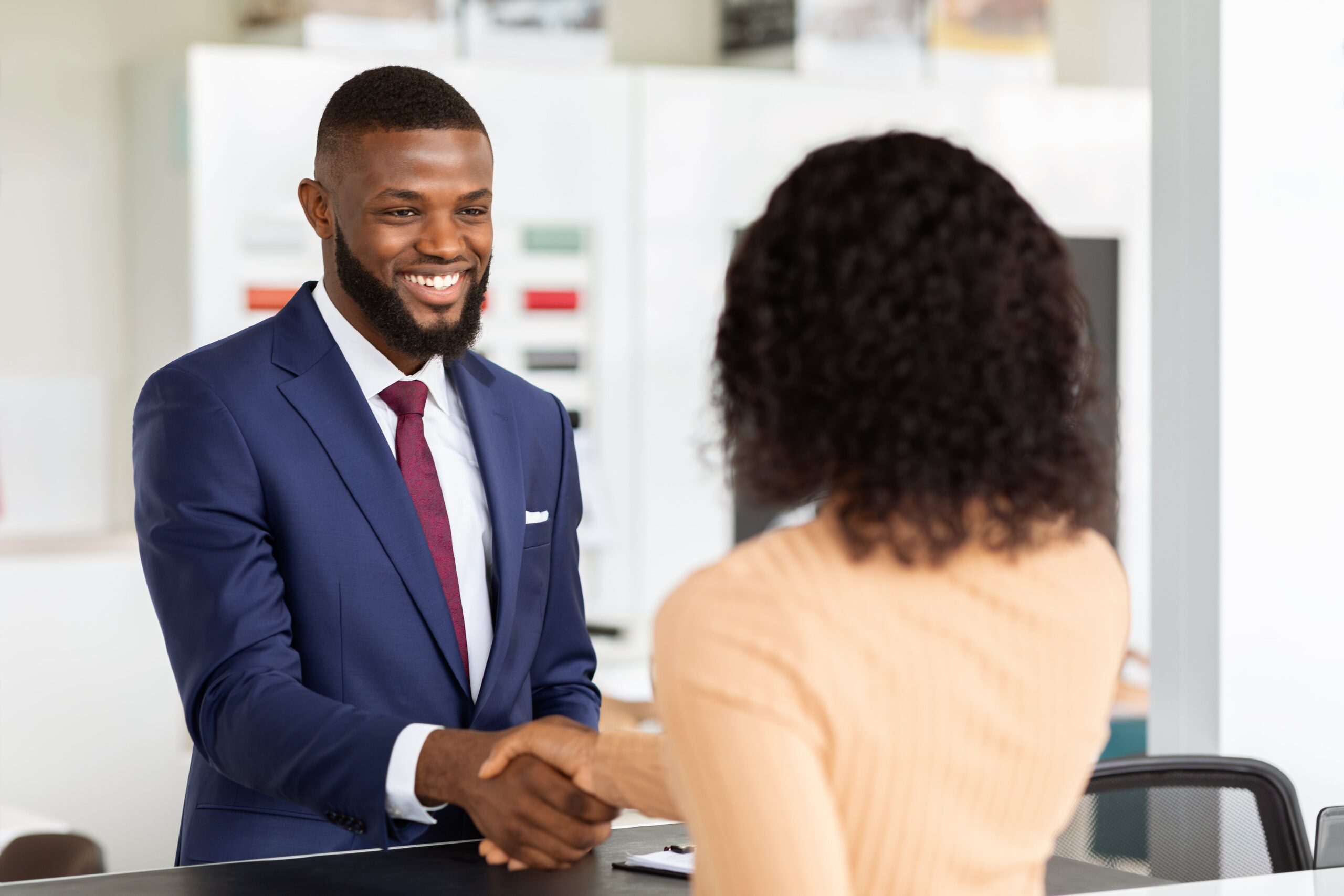 Leader Intérim recrute des Commerciaux Terrain